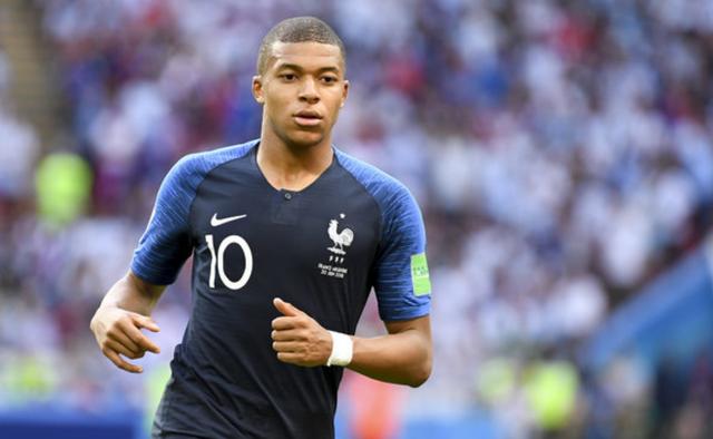 莱切vs都灵：班达、法尔科内首发，切-亚当斯、弗拉希奇出战（莱切战都灵：班达、法尔科内先发，切-亚当斯、弗拉希奇出场）