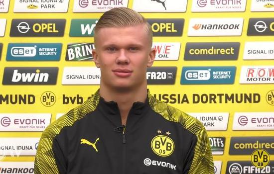 国足主帅李铁称无法选中报复球队（李铁：不可能用选人来报复国足）