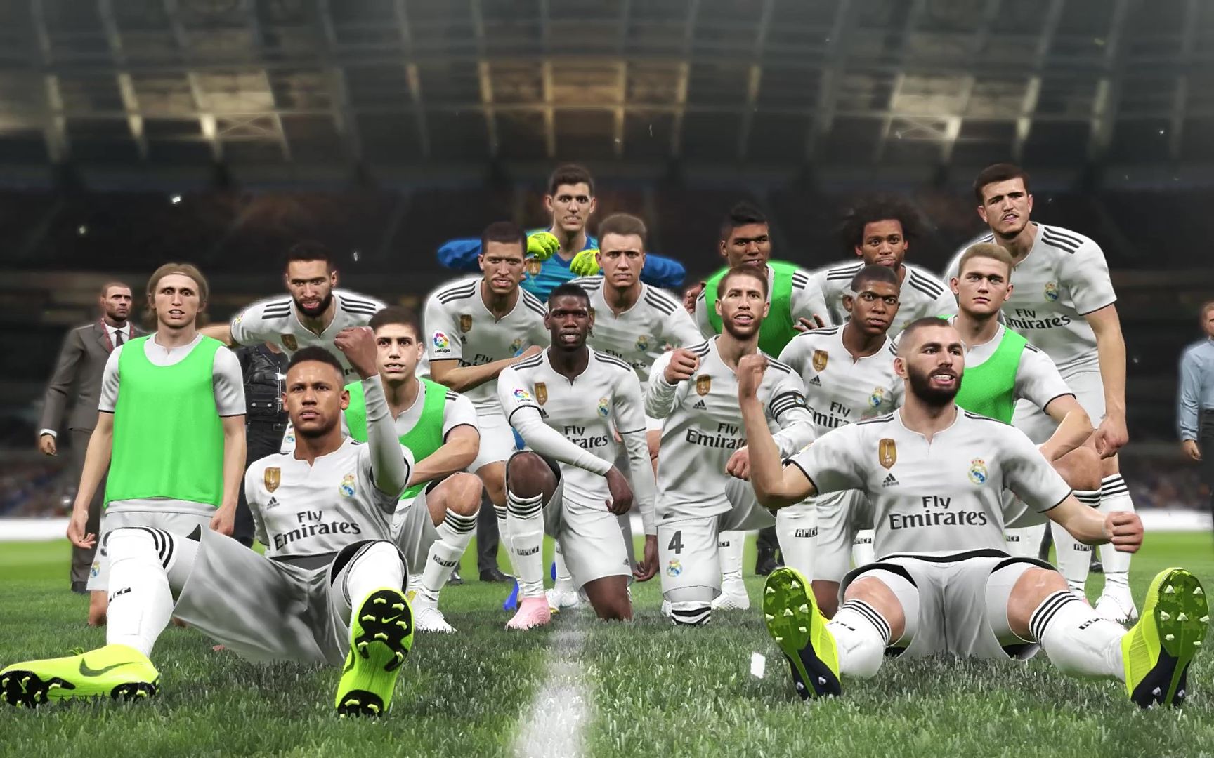 邮报：明年世界杯上下半场中段设强制补水时间，每次三分钟（邮报：明年世界杯每半场中段将设3分钟强制饮水暂停）